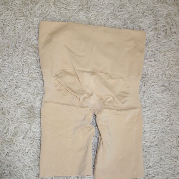Spanx Assets Shaping Panty Brief - Size S - New with Tags - Picture 5 of 7